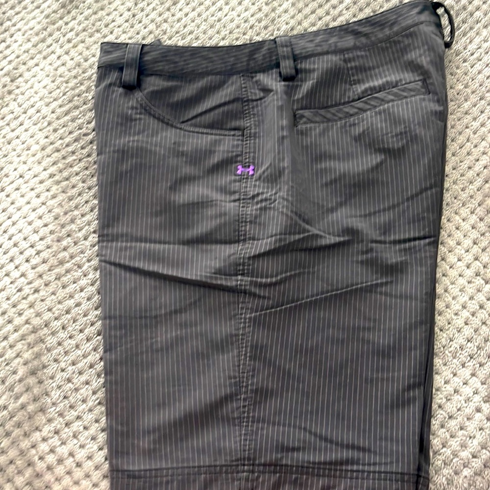 Under Armour size 36 golf shorts